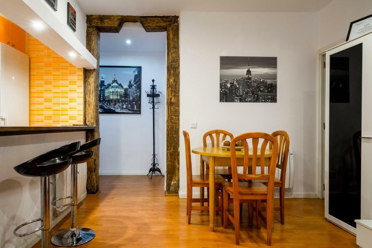 Apartmán Colegiata Madrid Exteriér fotografie