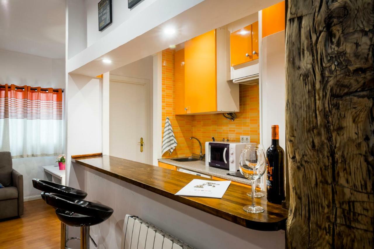 Apartmán Colegiata Madrid Exteriér fotografie